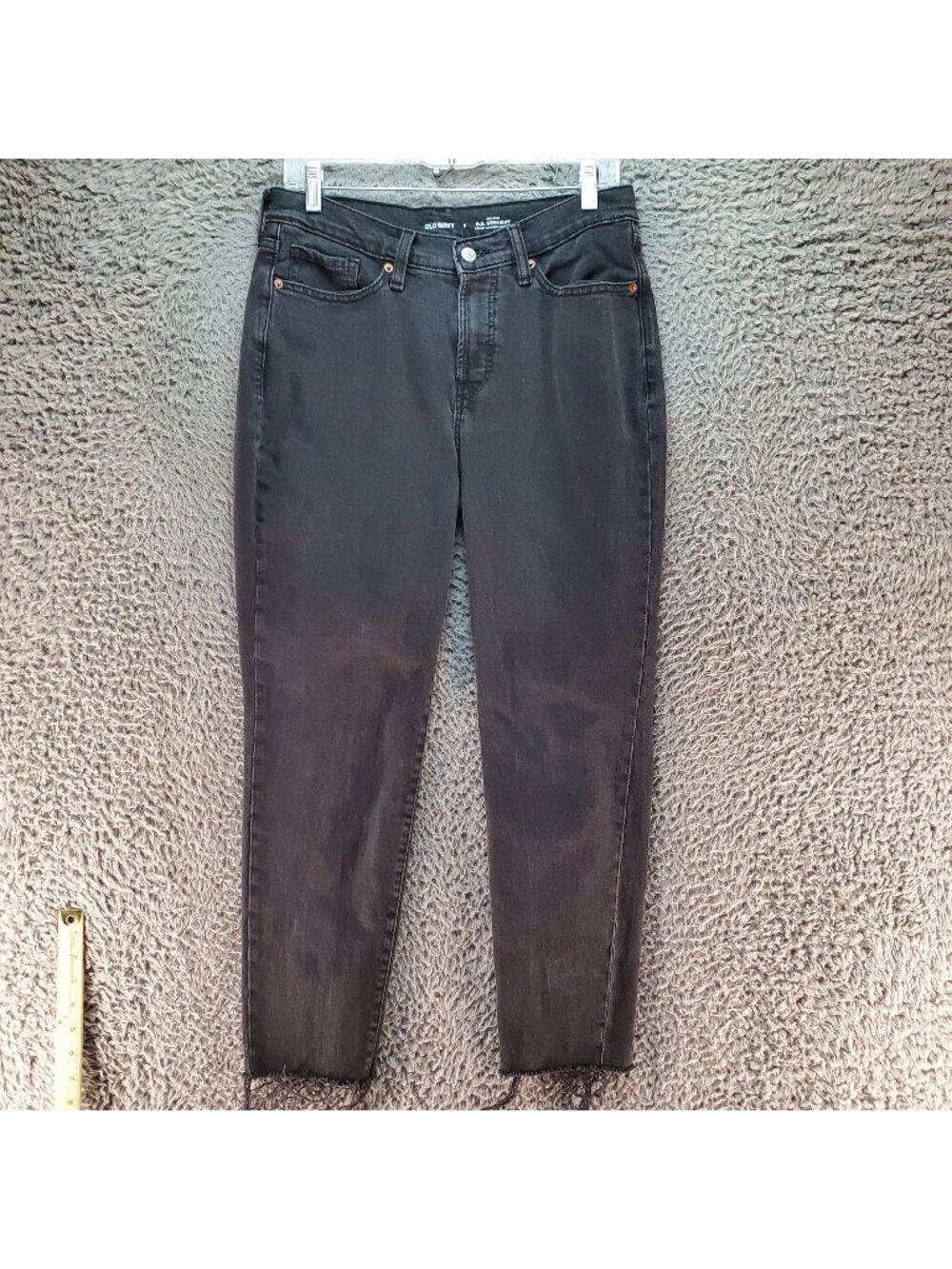 Old Navy Jeans Womens 8 Black Stretch Denim O.G. Straight Frayed Hem Cropped
